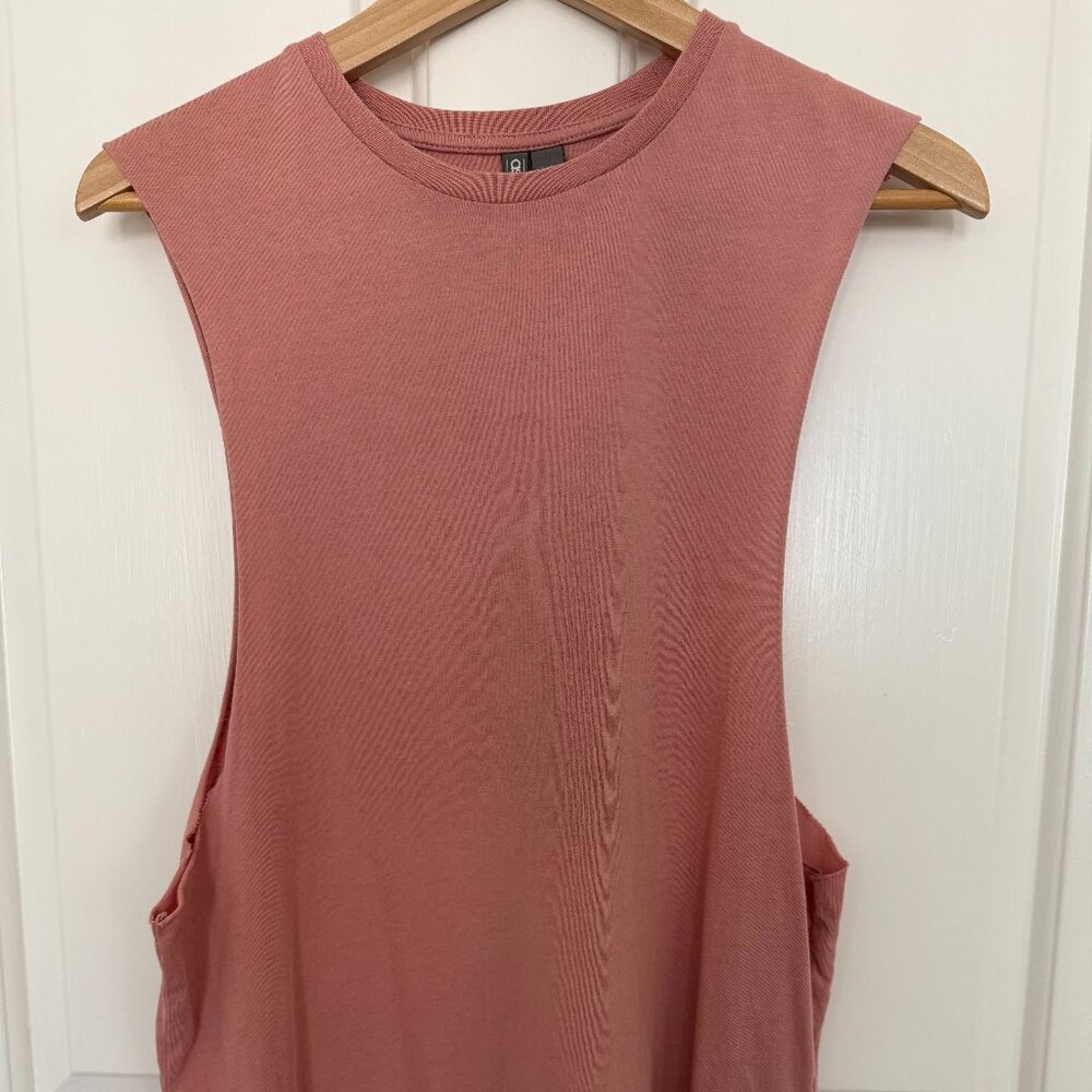 ASOS Pink Muscle Tee with Navy Side Slits – Size XS